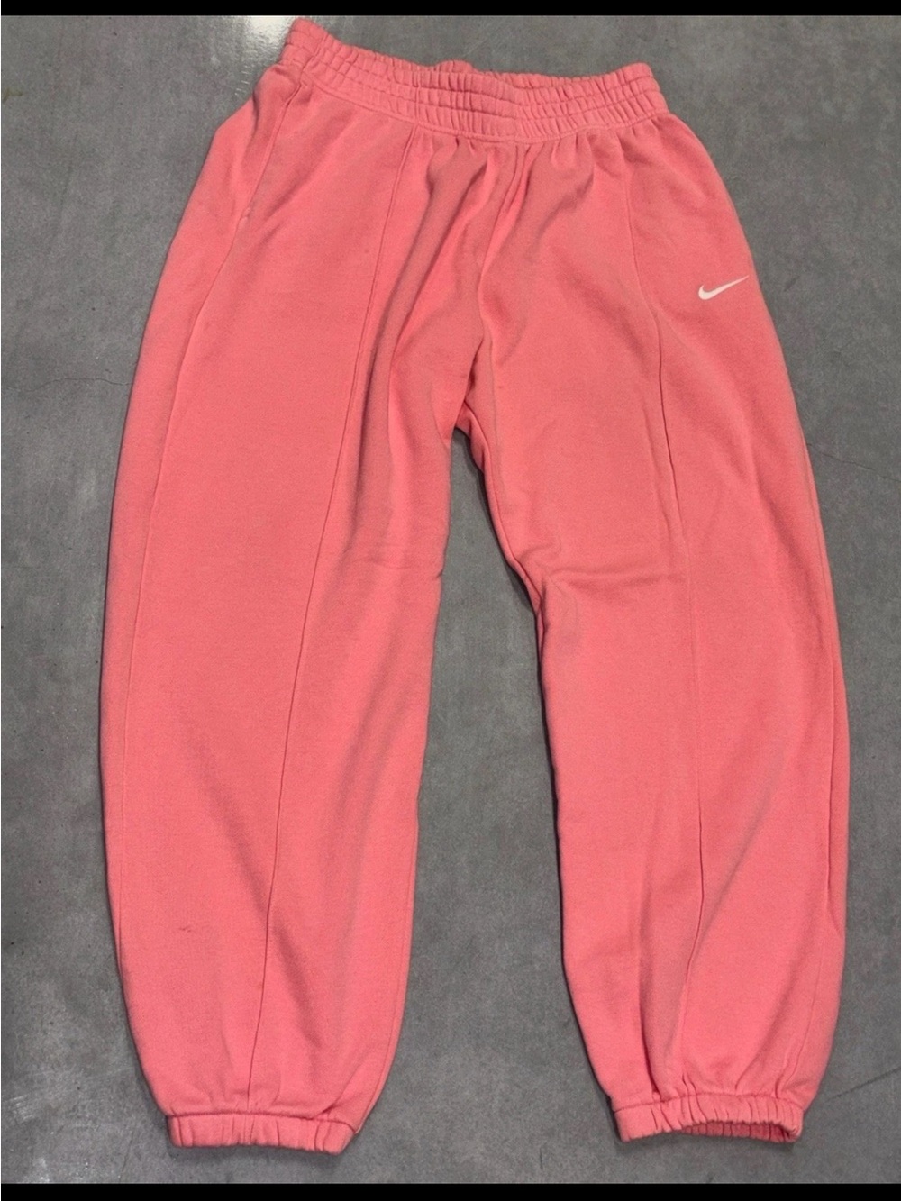 Nike Sportswear Essentials Fleece Joggers Pink Pleats Women’s Size Medium Baggy